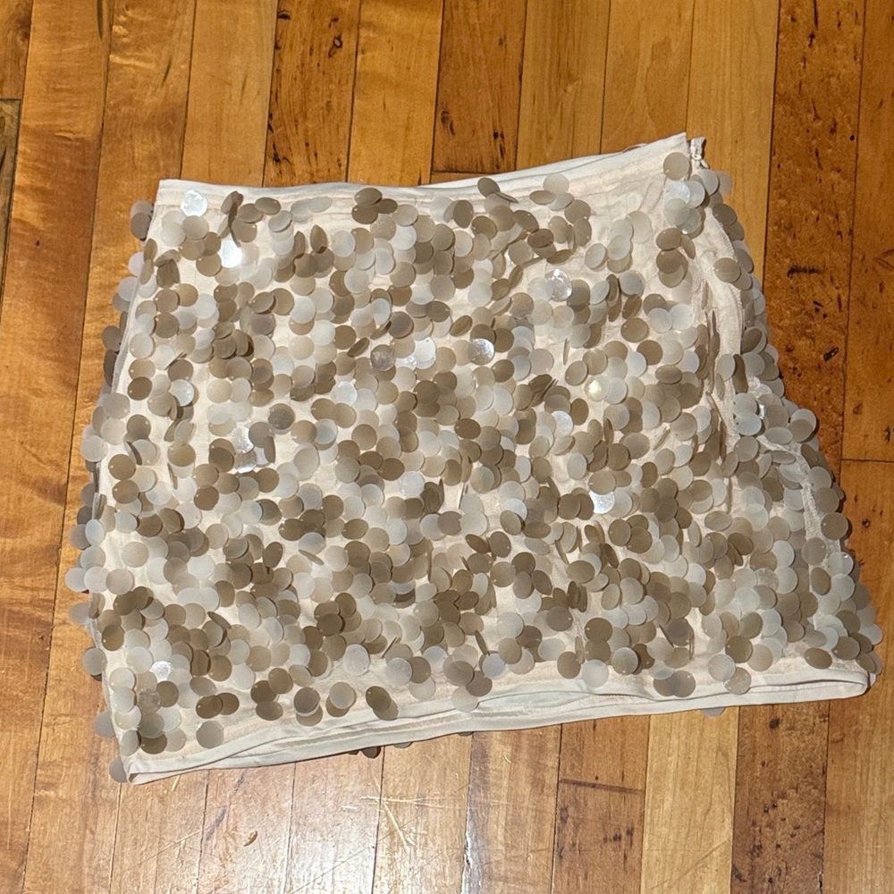 Chic Beige Sequin Mini Skirt